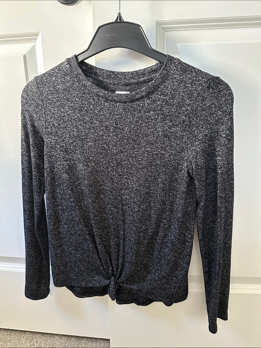 GAP Black Heathered Long Sleeve Tie-Front Top